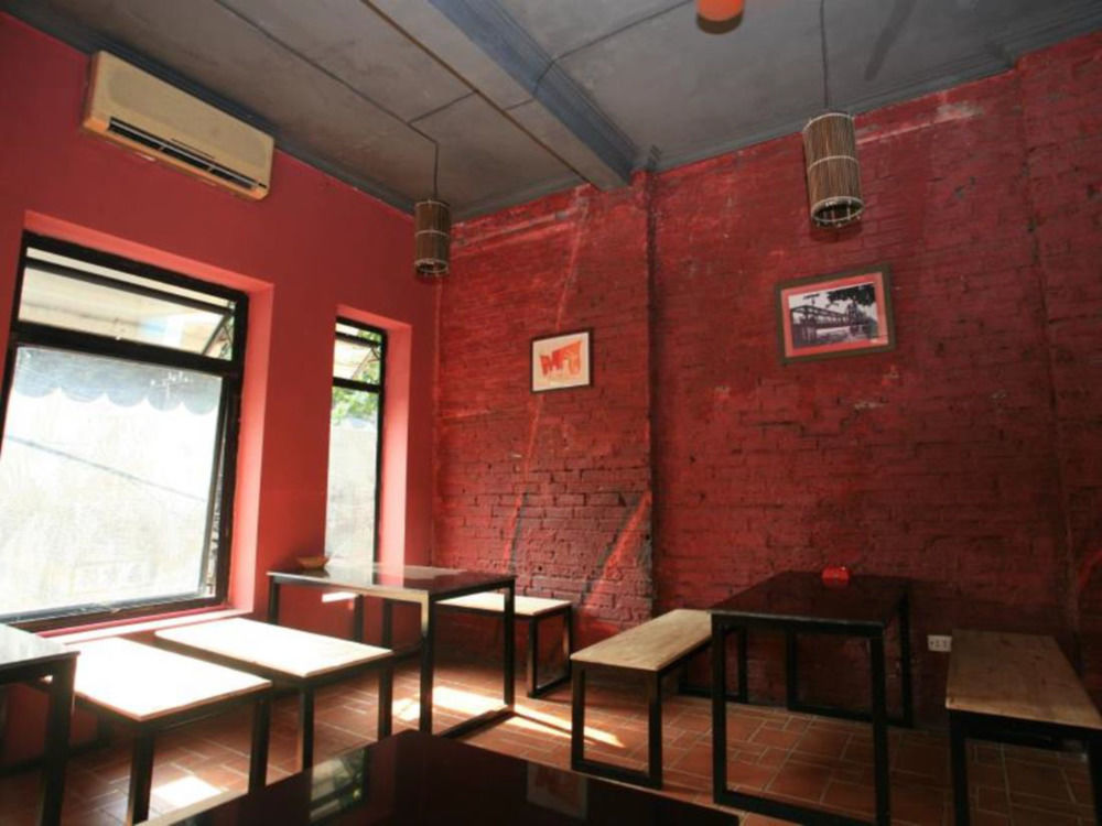Hanoi Street View Hotel Экстерьер фото
